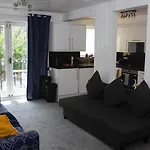 Luxury London Apartment - Central Location